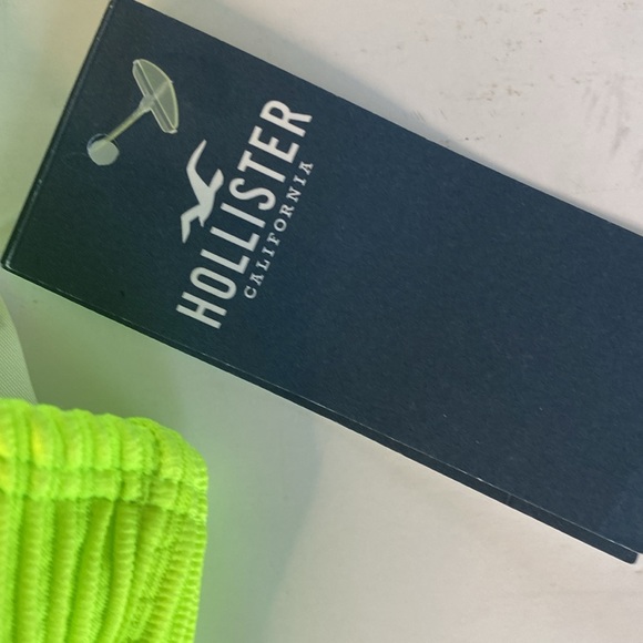Hollister Ribbed Neon Yellow/Green Bikini Top Size - Small NWT - Picture 5 of 8